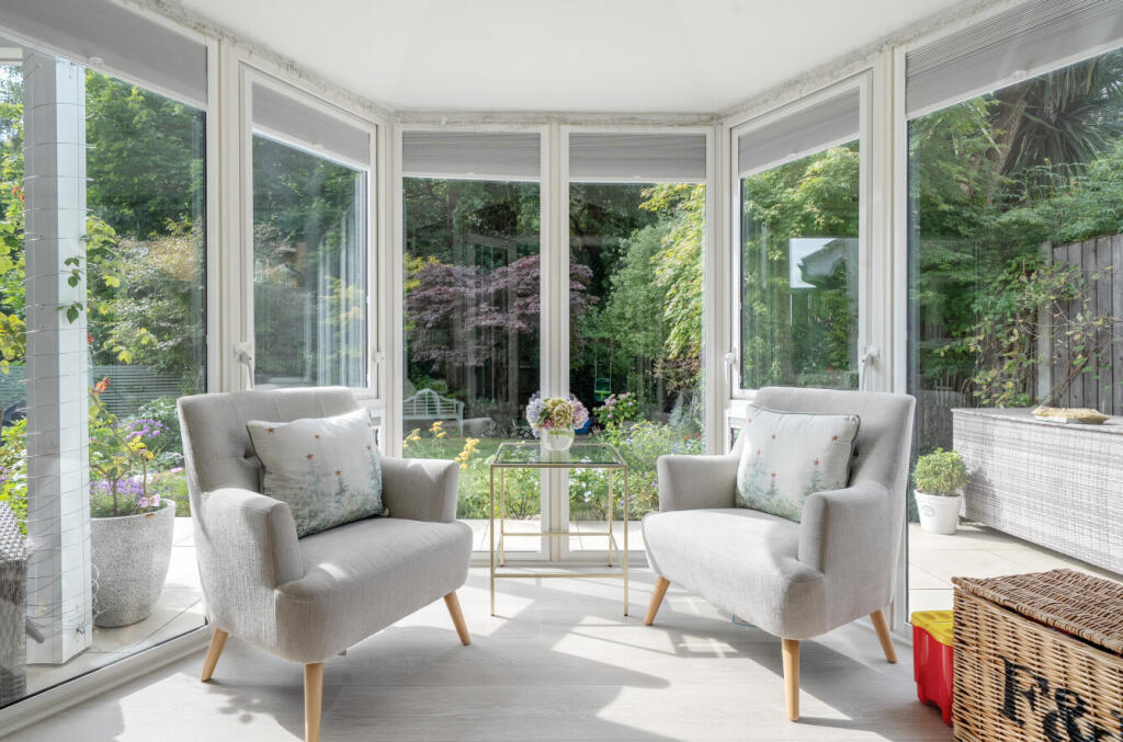 1335948-21-6895c9...