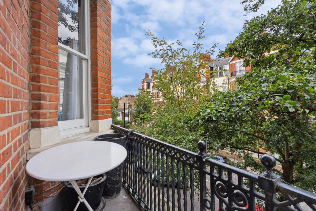 property in Wymering Mansions, 
Wymering Road, W9