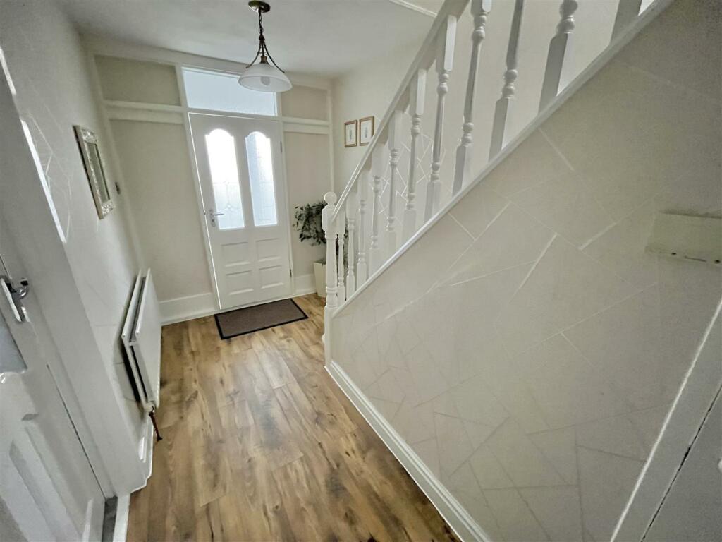 Entrance Hall Aspect 2