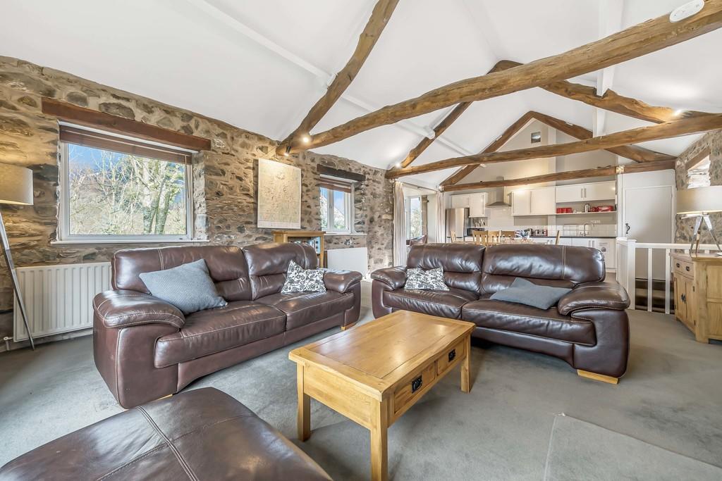Living Room / Din...