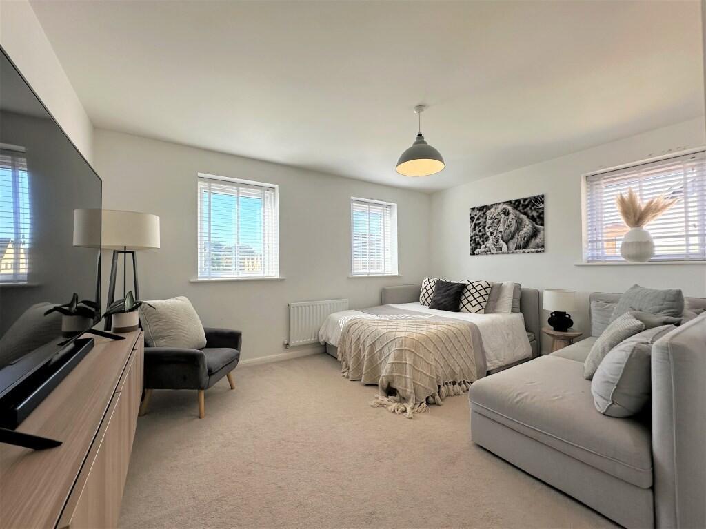 BEDROOM2