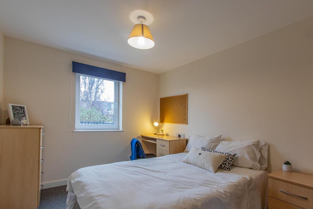 Miskin Street 114 NEW-21.jpg