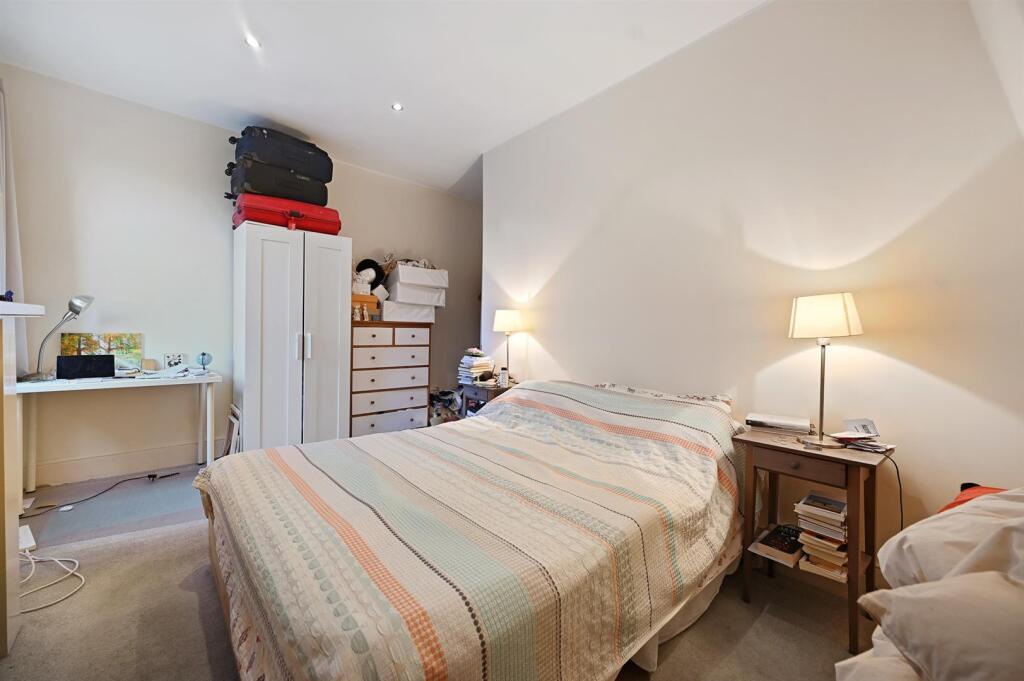 RCLR- flat c, 7 langland gardens-bedroom A3 (1).jp