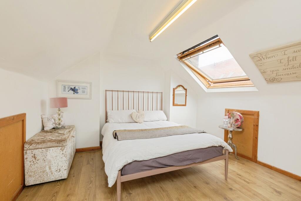Loft Room 1