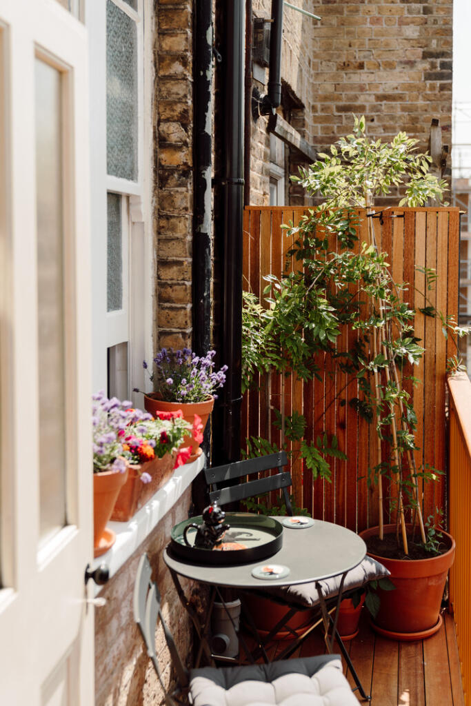 294789 - STAMFORD-HILL-MANSIONS-022.jpg