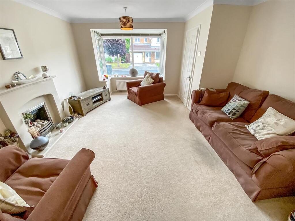 Living Room.jpg