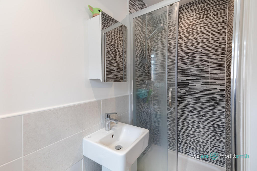 En-Suite Shower R...