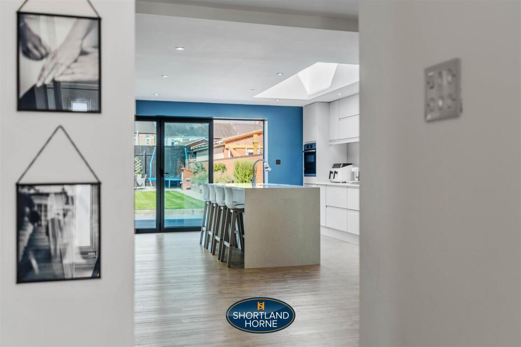 kitchen/family room