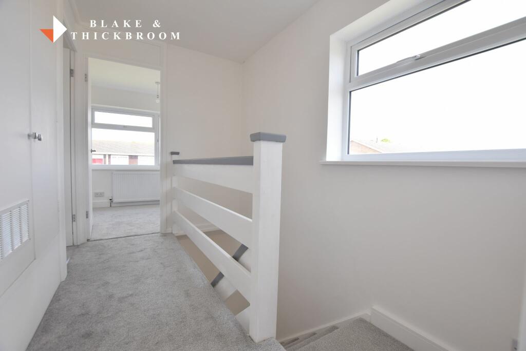 FIRST FLOOR  LANDING