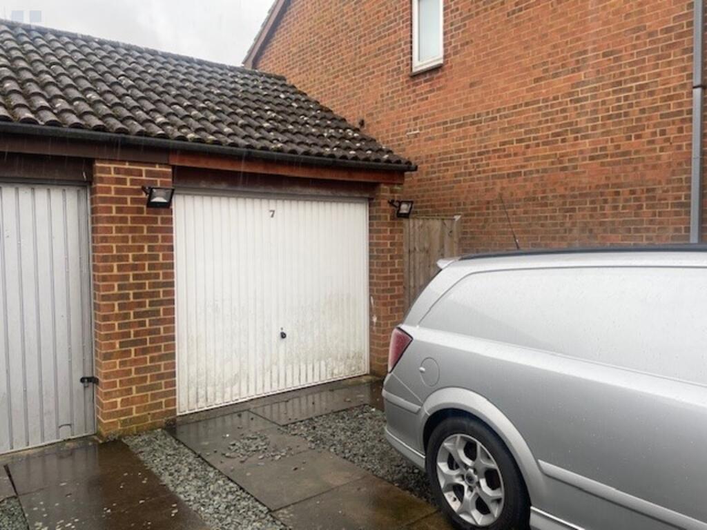 Garage photo