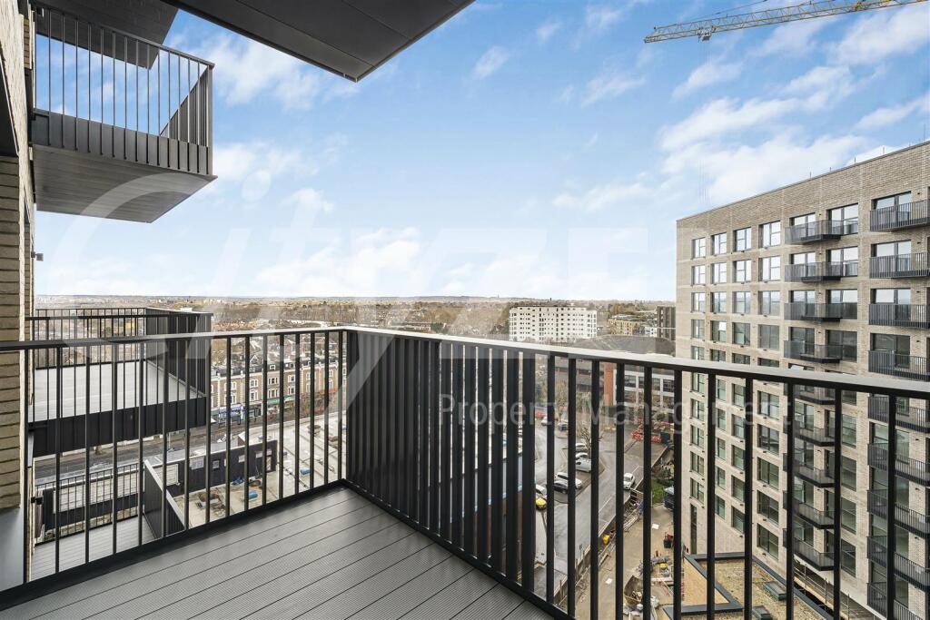 SOUTH FACING BALCONY