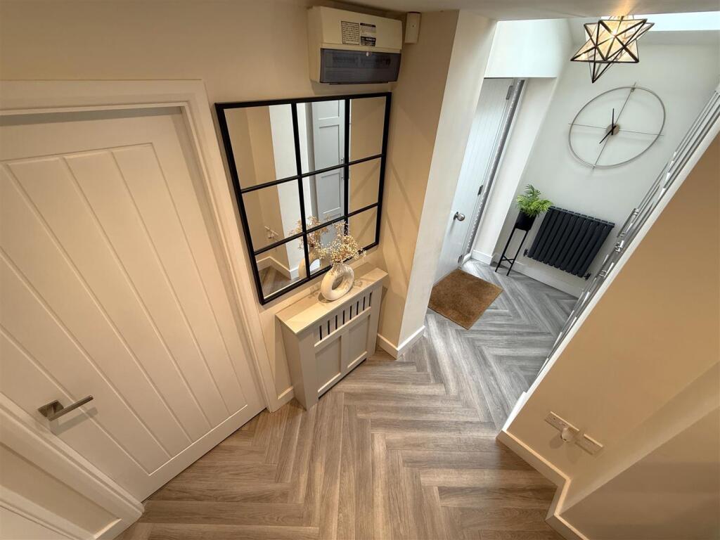 Entrance Hall A.JPG
