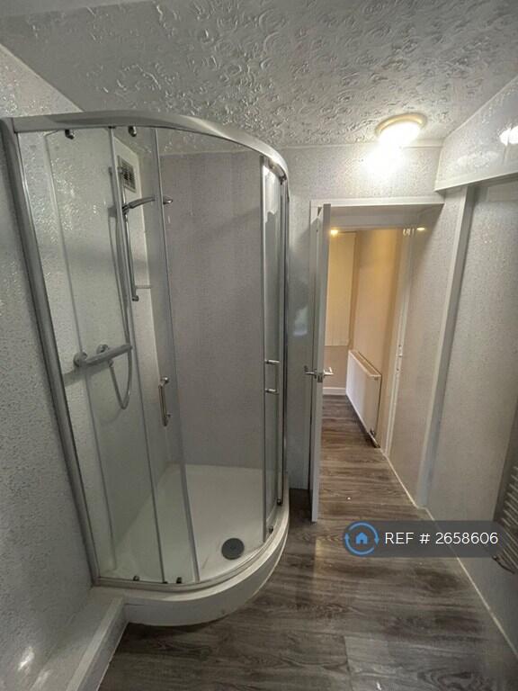 Large Shower Enclosure