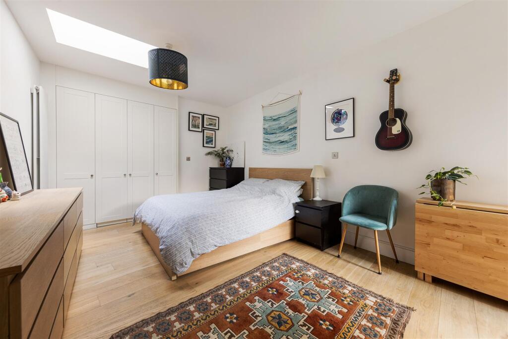 Threaders Apartments E2