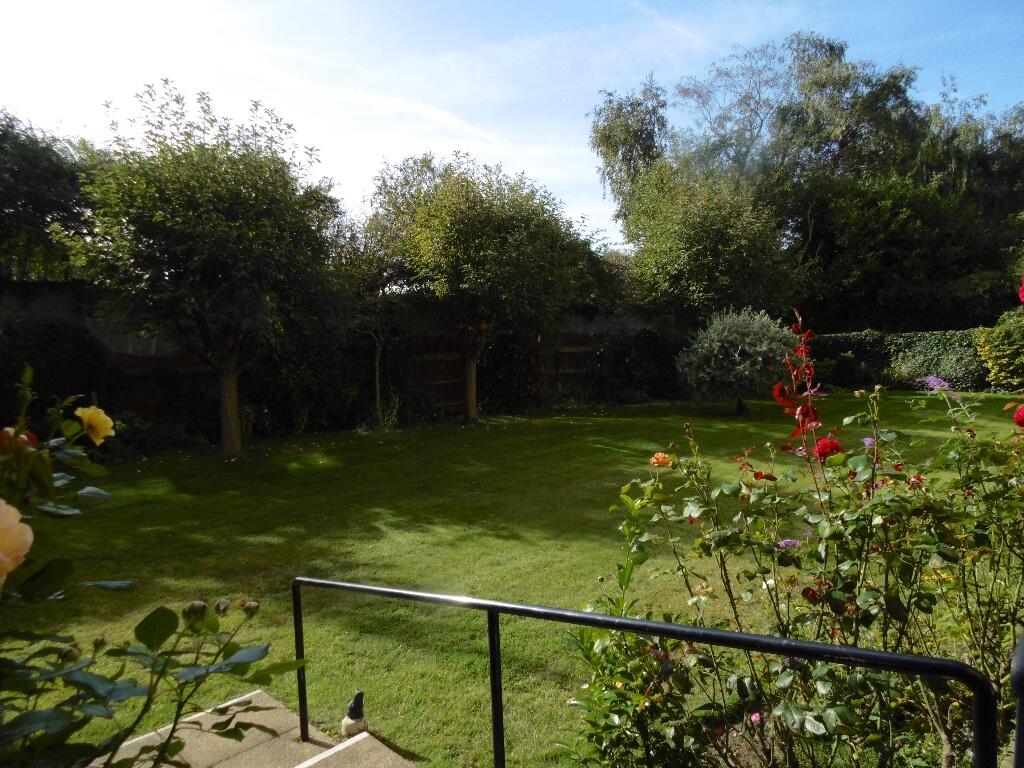FURTHER GARDENS