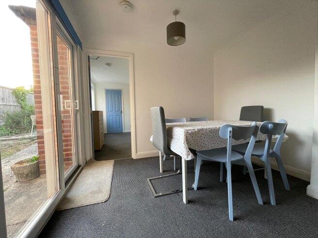 hillside-avenue-ct2-8ez-1015074