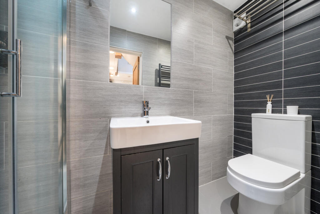 1306879-22-684862...