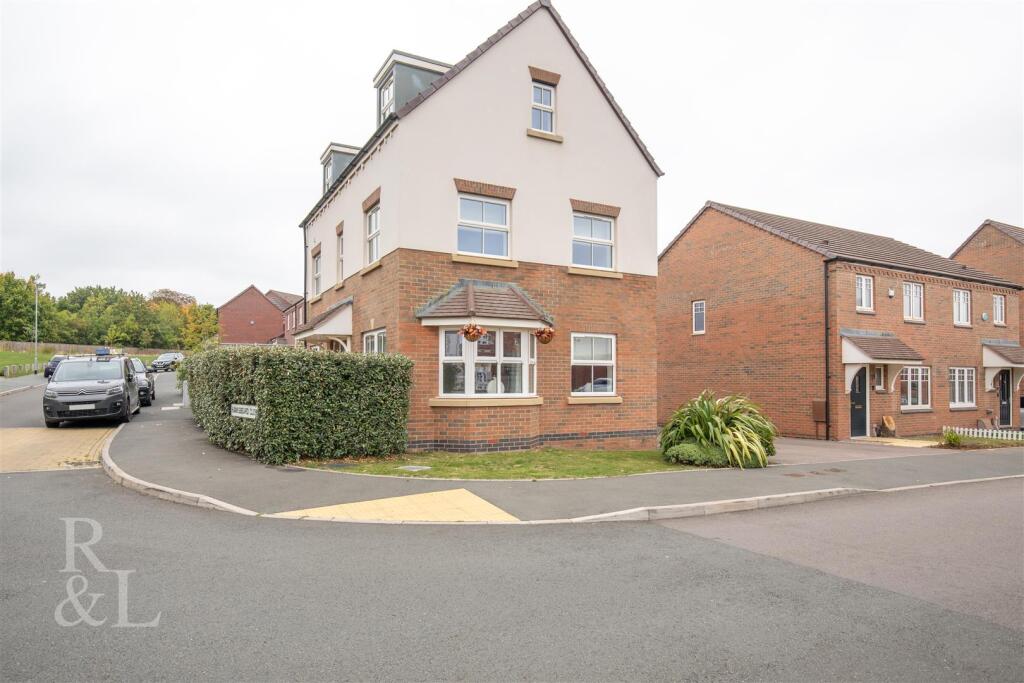 1, Hawksbeard Close  (1).jpg