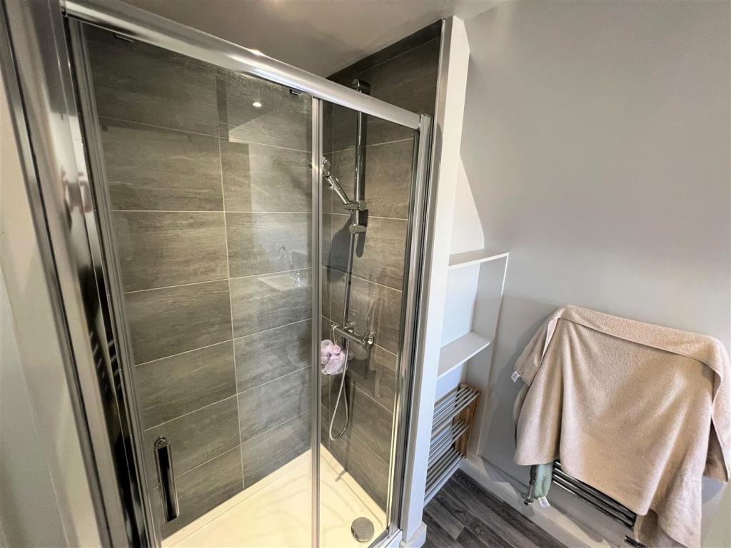 Shower.jpg