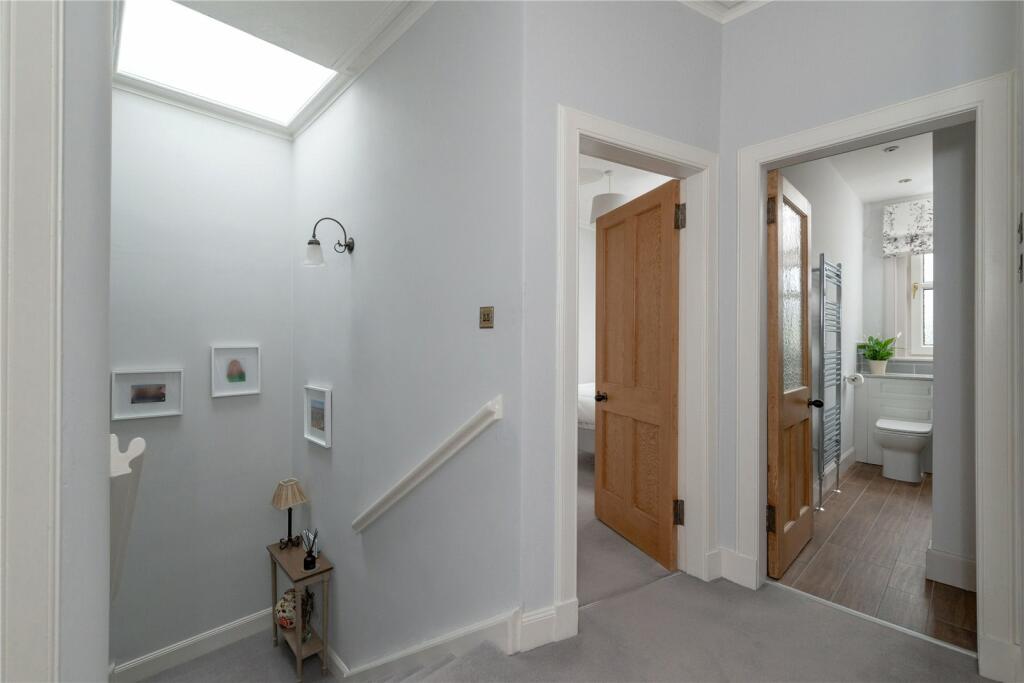 Moira Terrace 32