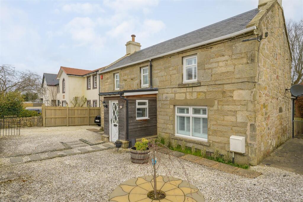 Rosebank Cottage 002.jpg