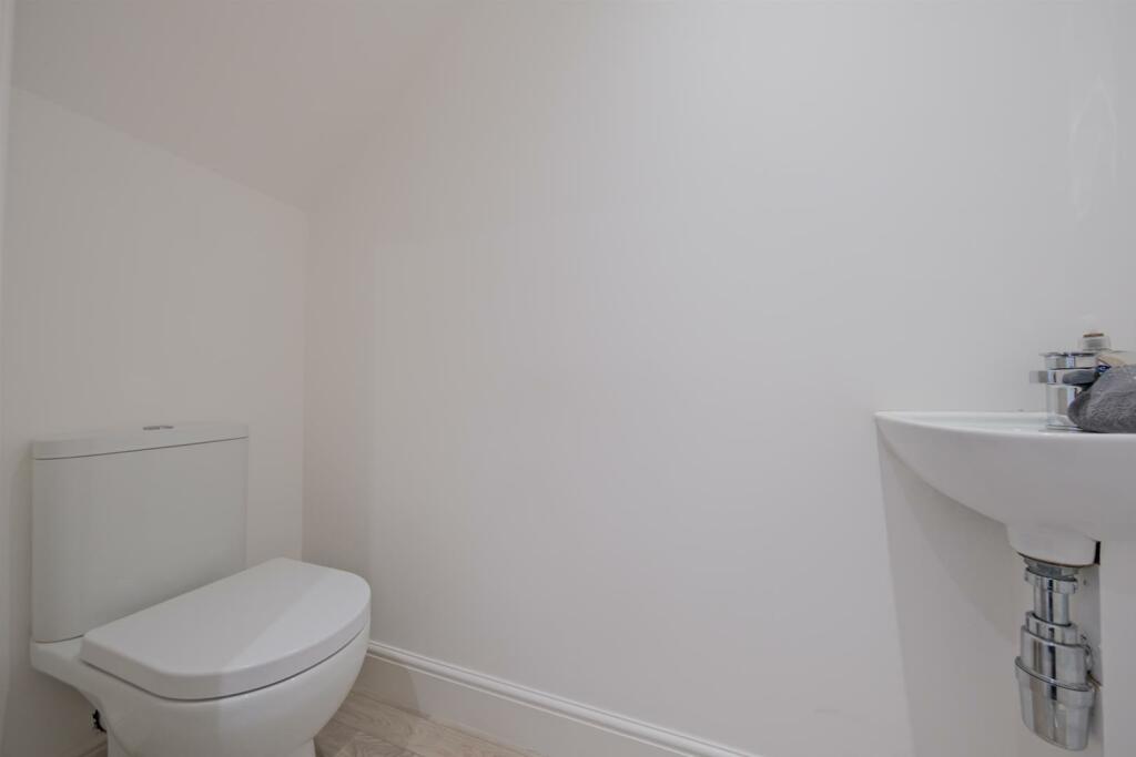 039-5 Curriefield View, Cleland ML1 5GQ.jpg