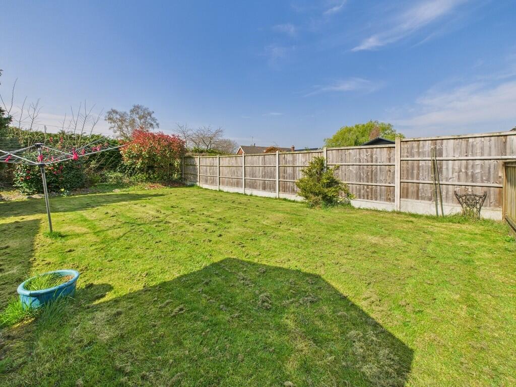 CAM02854G0-PR0360...