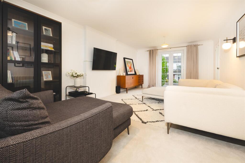 11 Loire Close, Ashby