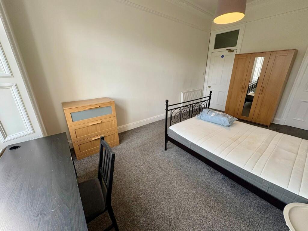 2nd bedroom 1