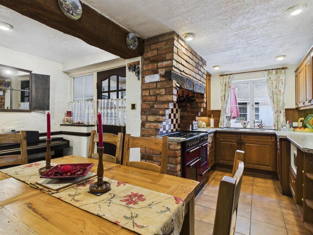 Dining Kitchen