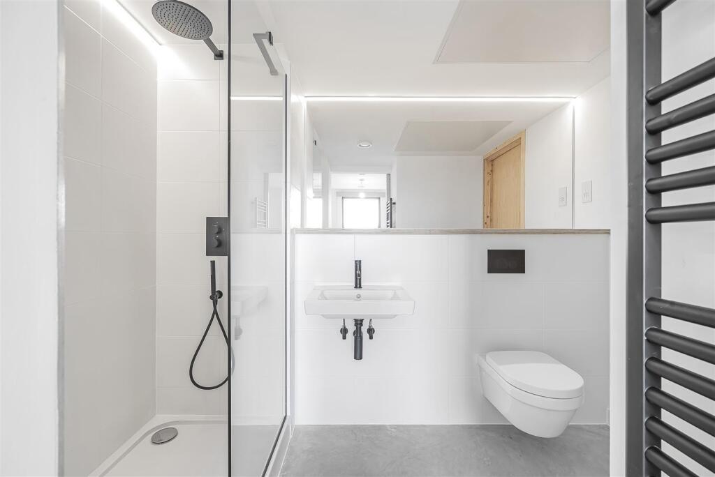 aBKdAbUTNkunuxt5aBFrPg (1).jpg