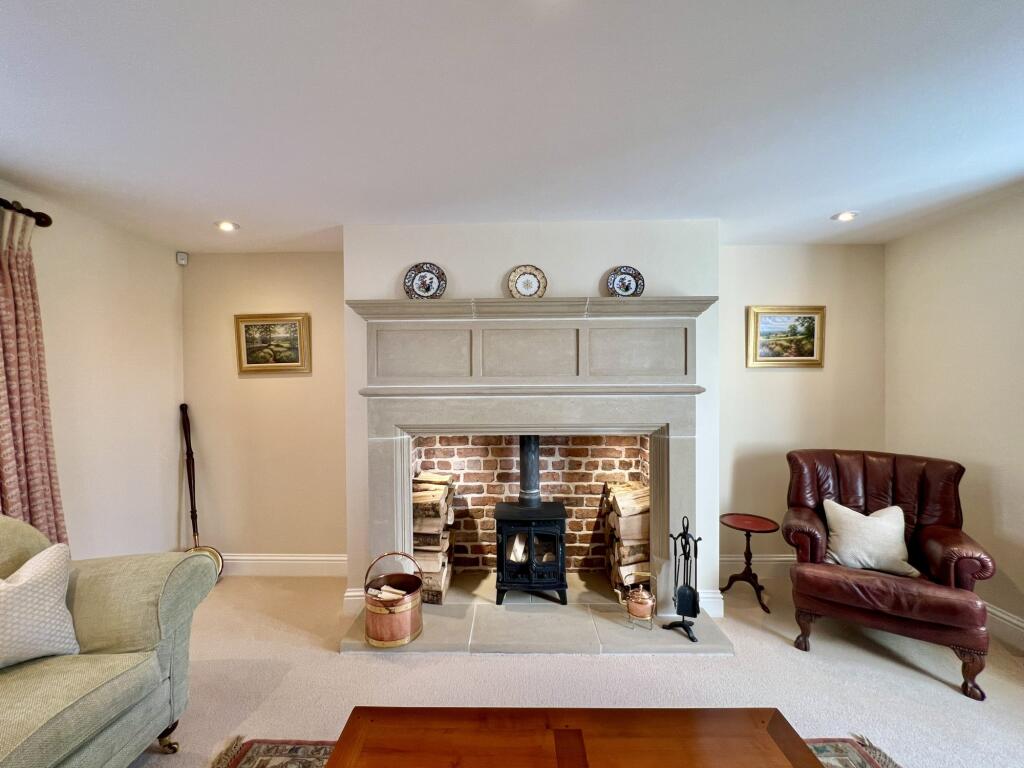 20 Millburn Street, Kirkcudbright - Williamson and