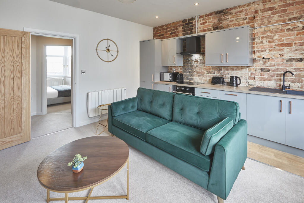 Stay-North-Yorkshire-skippers-rest-12-hr