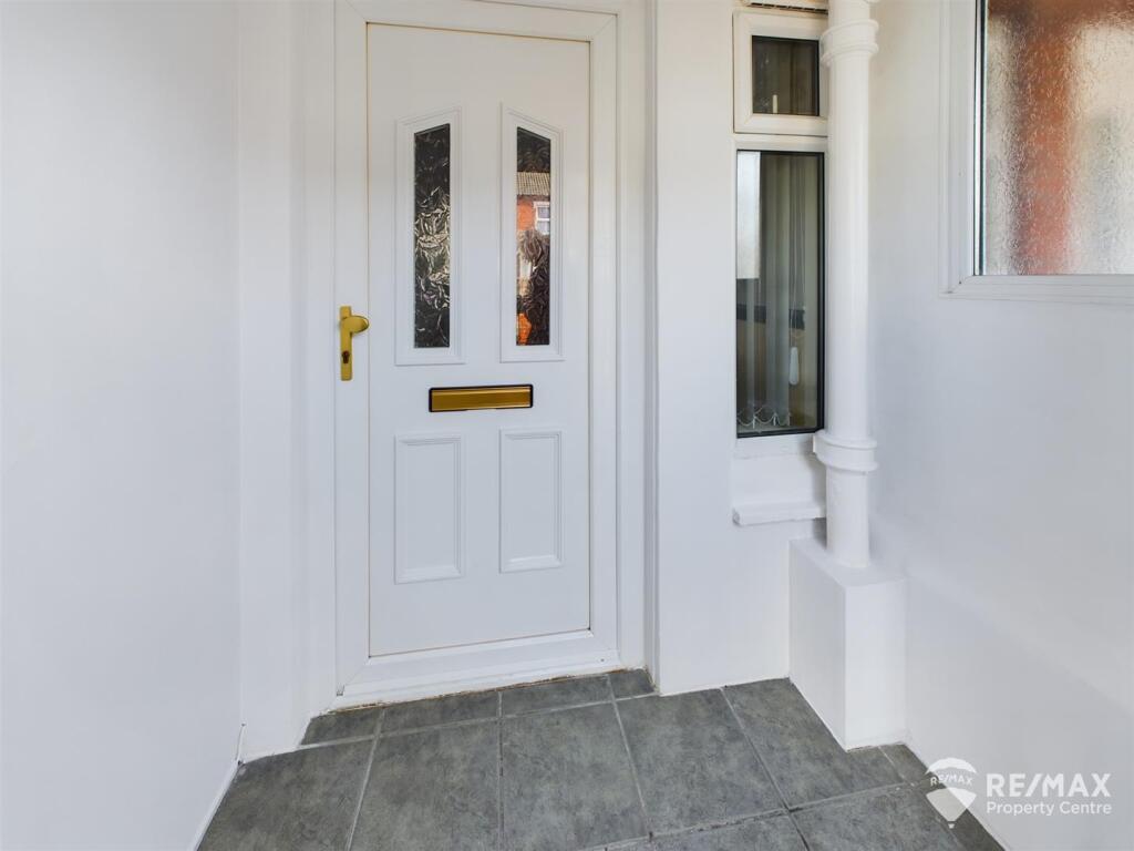 Entrance Porch.jpg