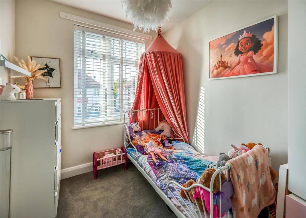 24 Wychbury Road-10.jpg