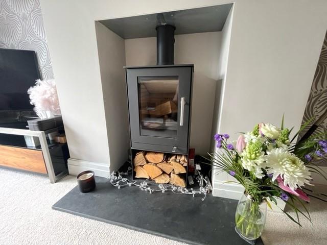 Lounge Fireplace Feature