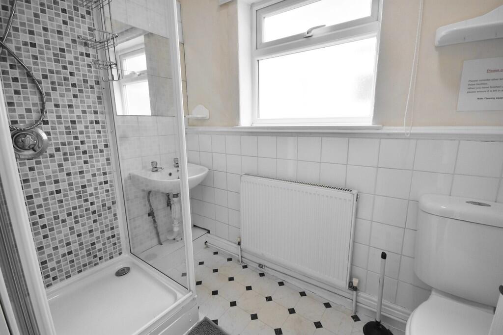 Shower Room-min
