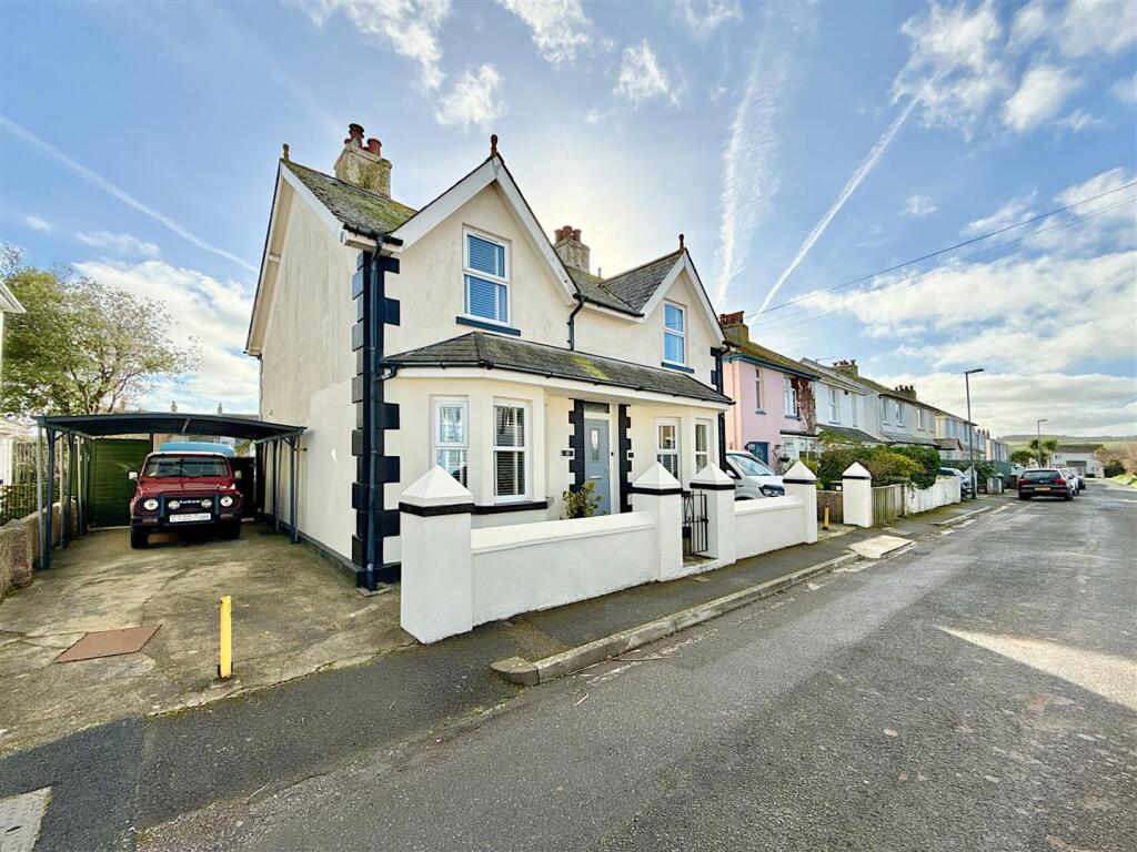 Car Port &amp; Left Drive.JPG