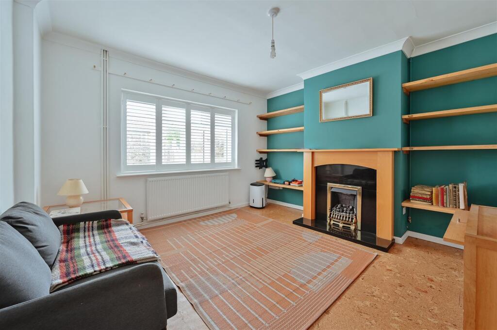 22 Lawn Ave-3.jpg