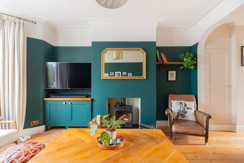 3C9RBN - Living Room B.jpg