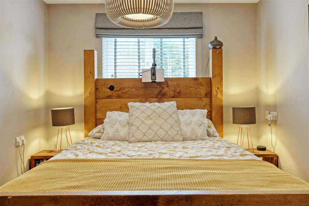 img_4391_6 copy 2.jpg