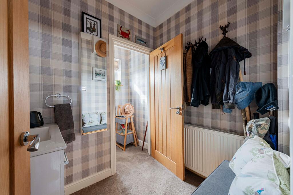 Utility Room (1)