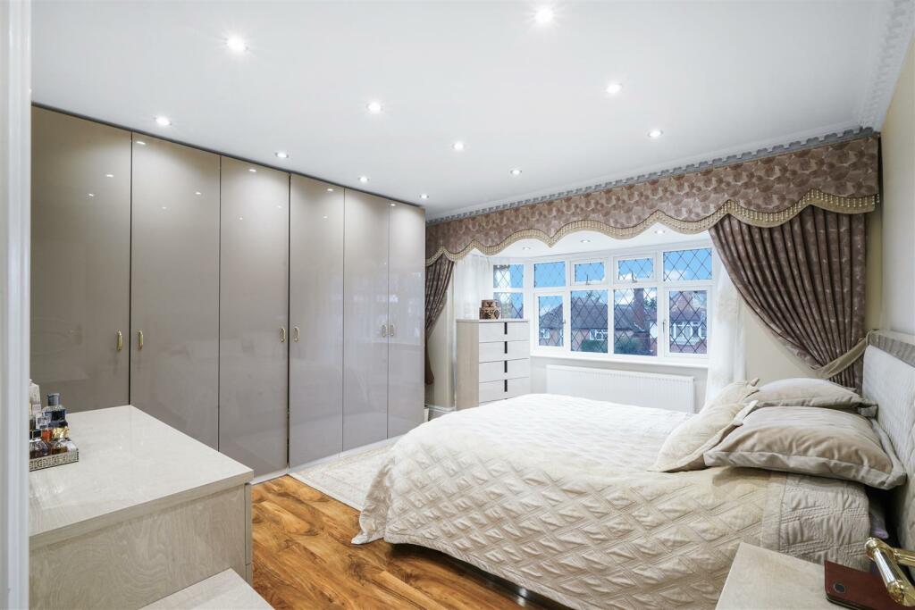 14 Littleton Road - BPWMGEqXZwedmfF4et5W.jpg