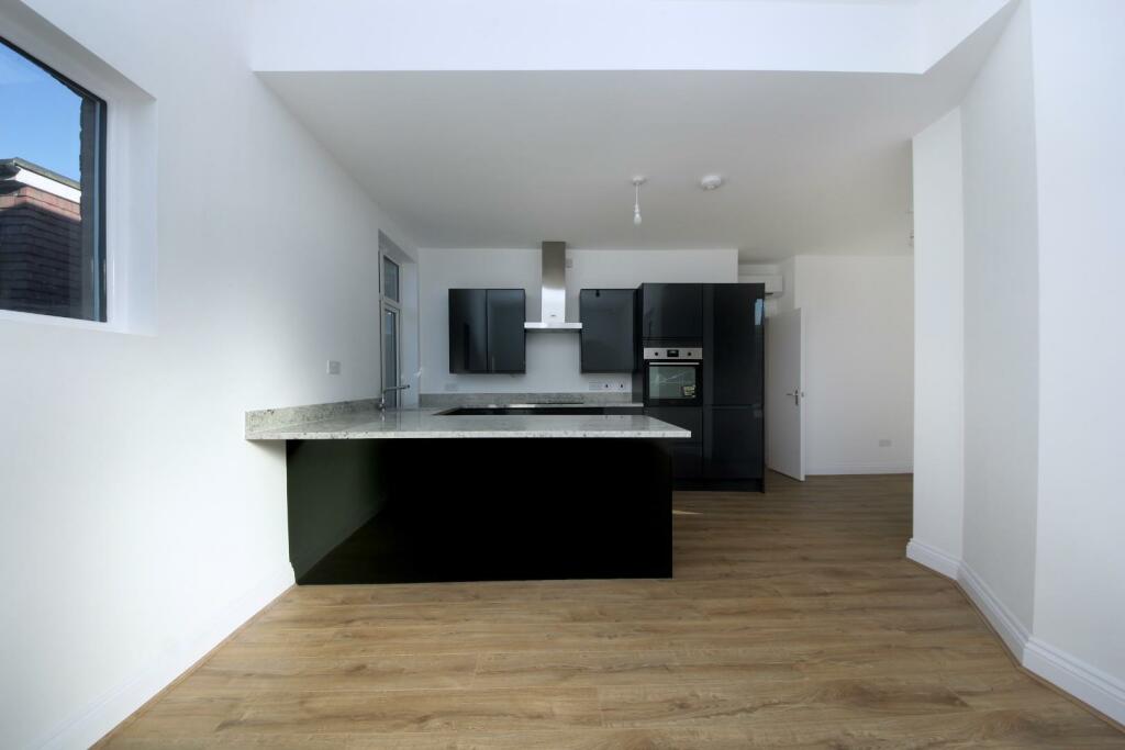 GV- F2 - 34 Woodfield rd (2).jpg