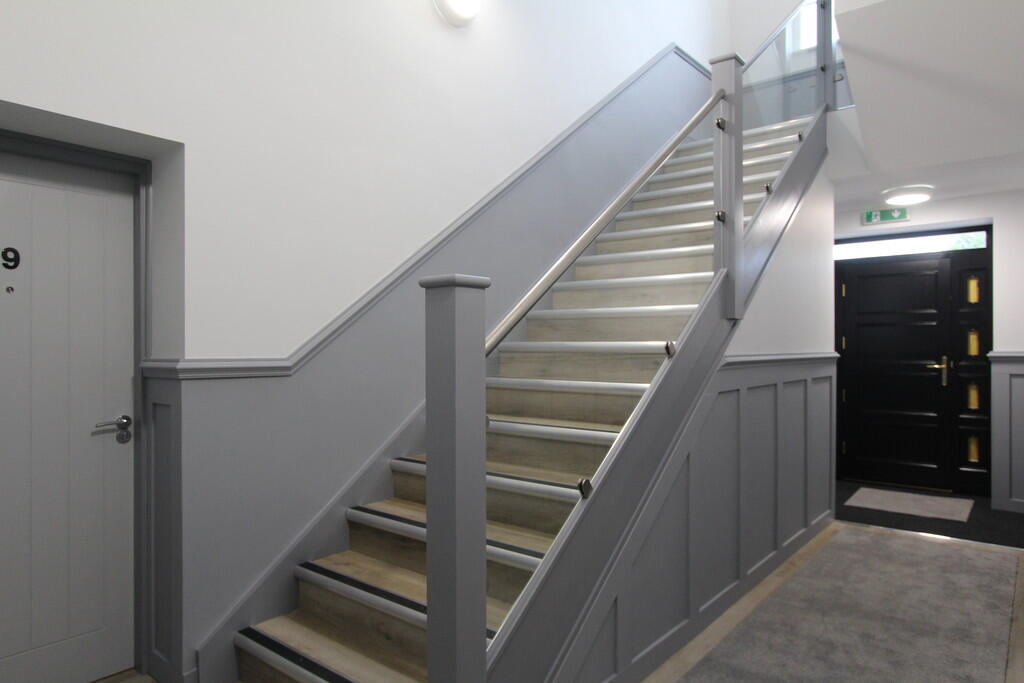 Dragoon Court, Hillsborough Barracks