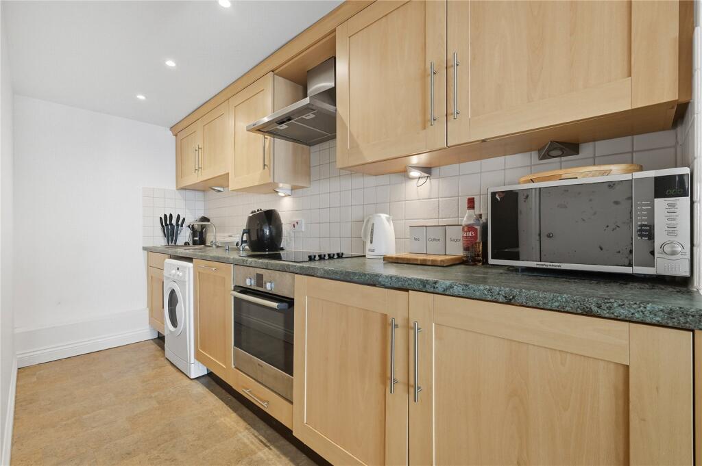 Fitted Kitchen