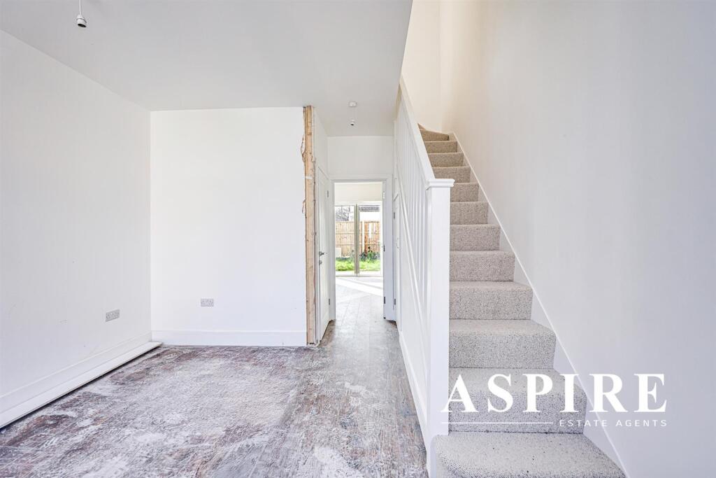 Aspire Estate Agents669.jpg