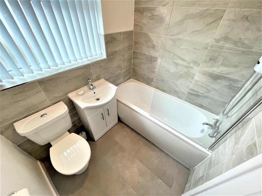 19 GG IMG_39839_1...