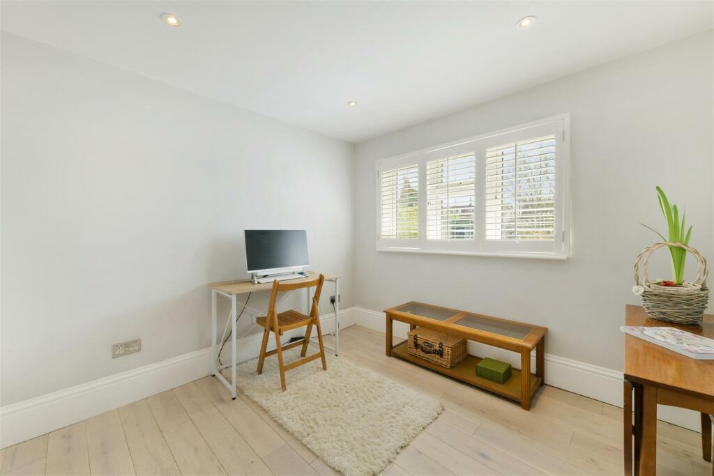 GROSVENOR ROAD, 32, DAISY COTTAGE-29.jpg