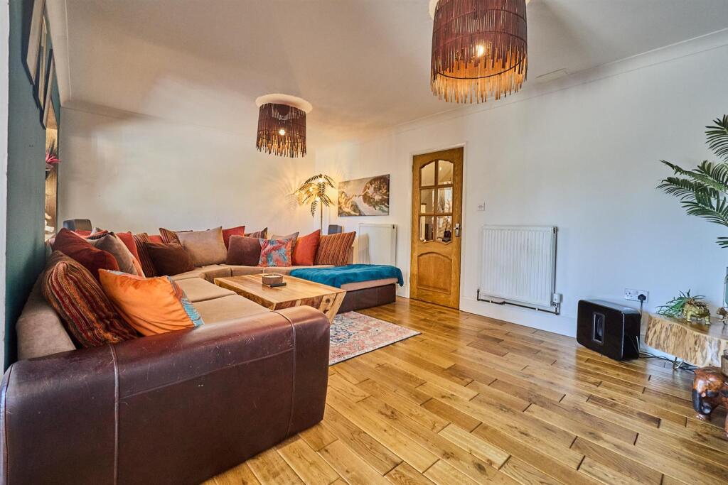 Rear Lounge